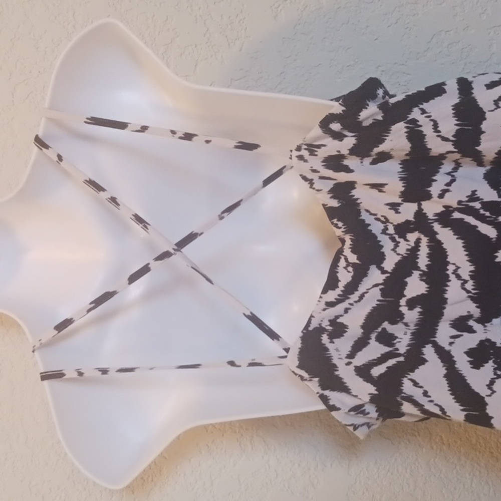 XL Old Navy Dress - Picture 4 of 5